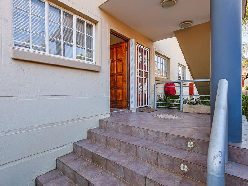 Spacious 2-Bed, 2-Bath Ground Floor Unit in Erasmuskloof! - Photo 7