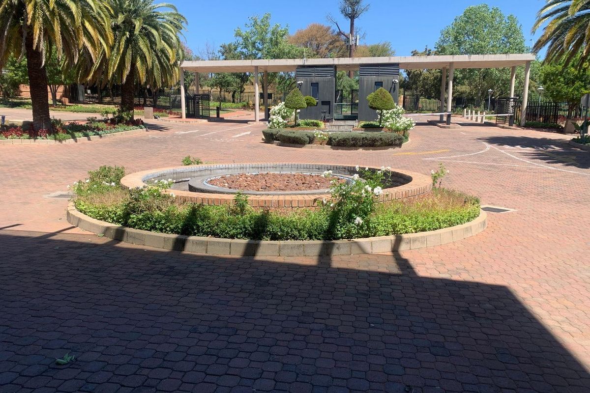 584m2 Woodmead Office To Let - Photo 3