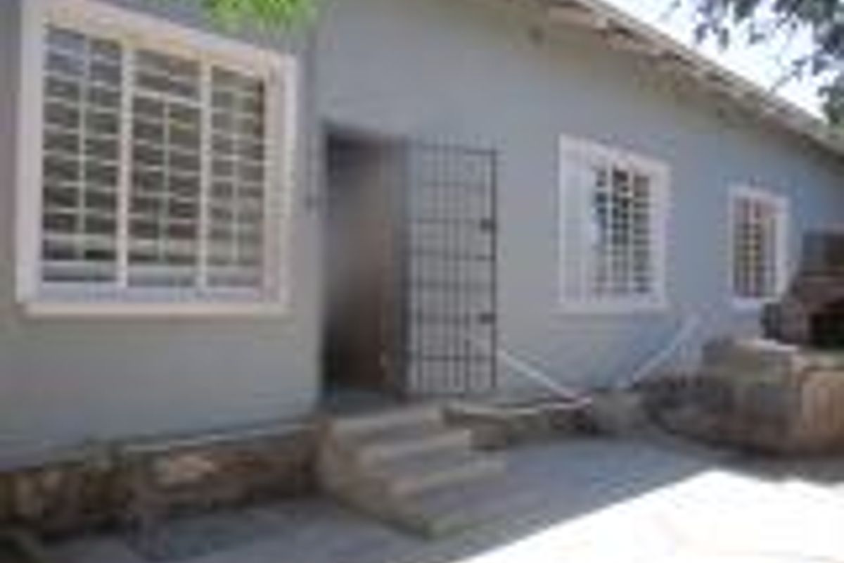 PRIME BUSINESS MEDICAL OR OFFICE USE - Photo 2