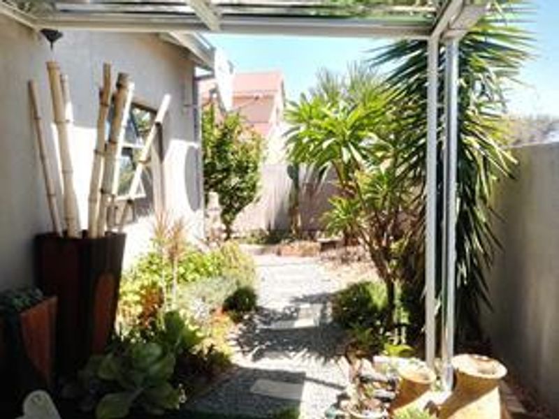 House For Sale in Okahandja - Photo 1