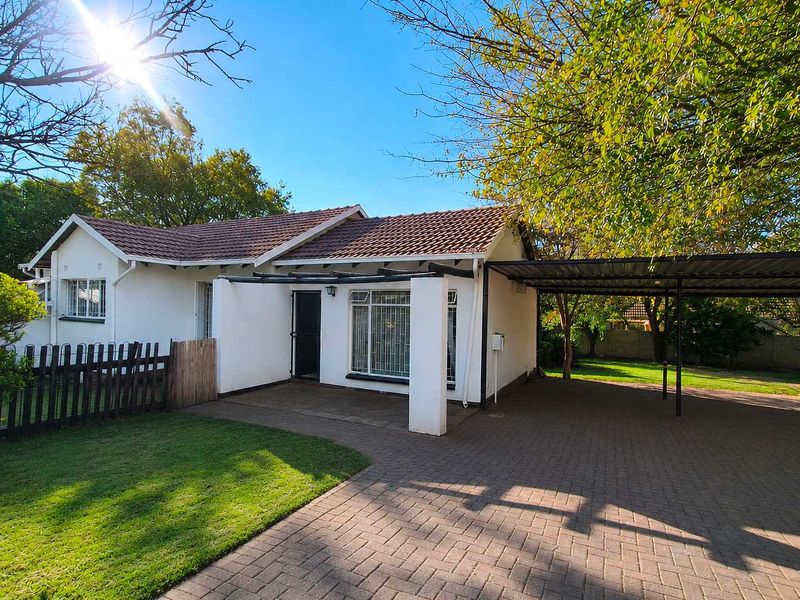 3  Bedroom House in Strubens Valley. - Photo 1
