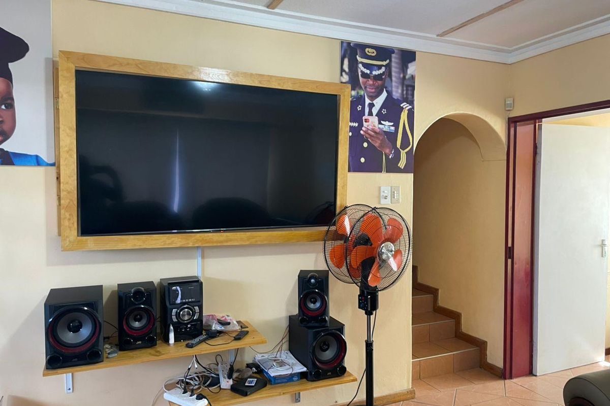 Family Home Khomasdal - Park Foods Area - Photo 3