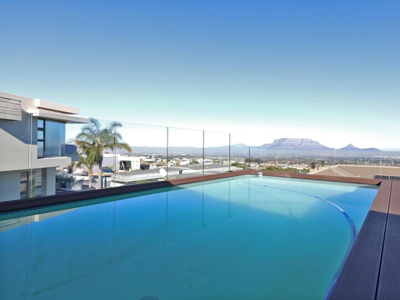 Ultra-modern 4 Bedroom home in Baronetcy - Photo 4