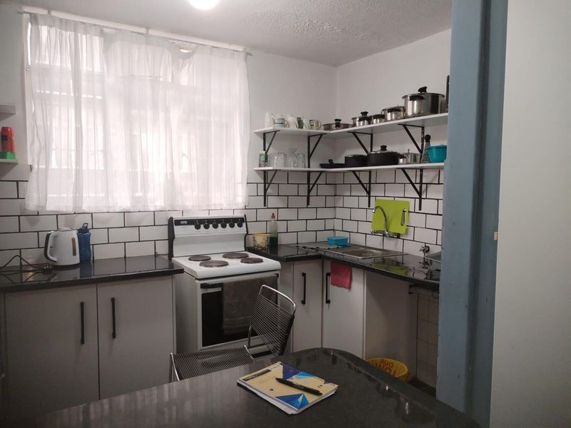 Prime City Apartment: Ideal for Students & Professionals! - Photo 2