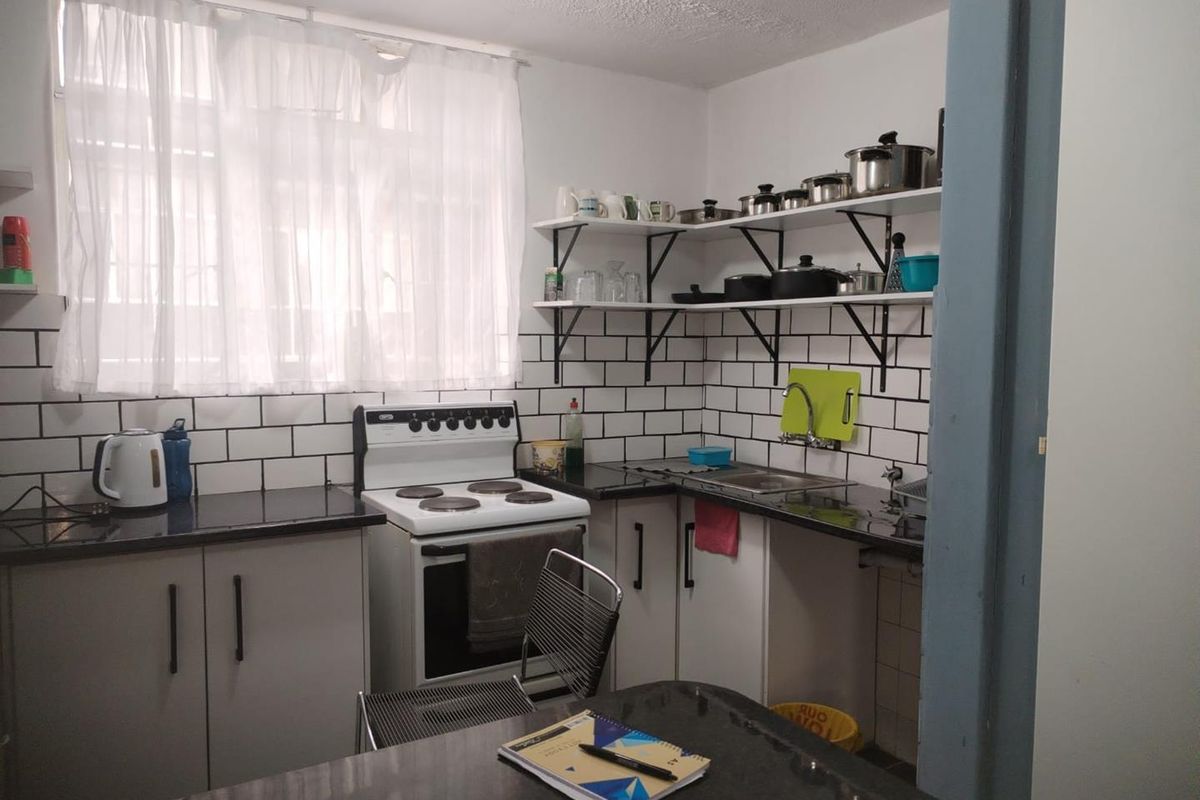 Prime City Apartment: Ideal for Students & Professionals! - Photo 2