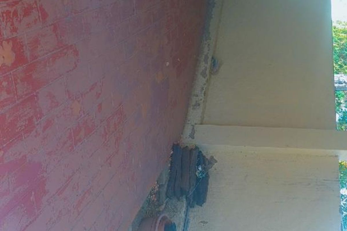 To Let - Photo 2