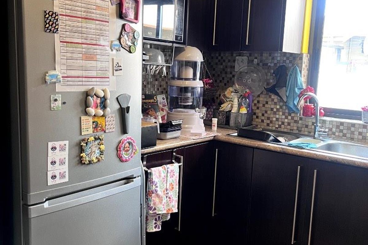 Cozy Neat Cimbebasia House for Sale - Photo 4