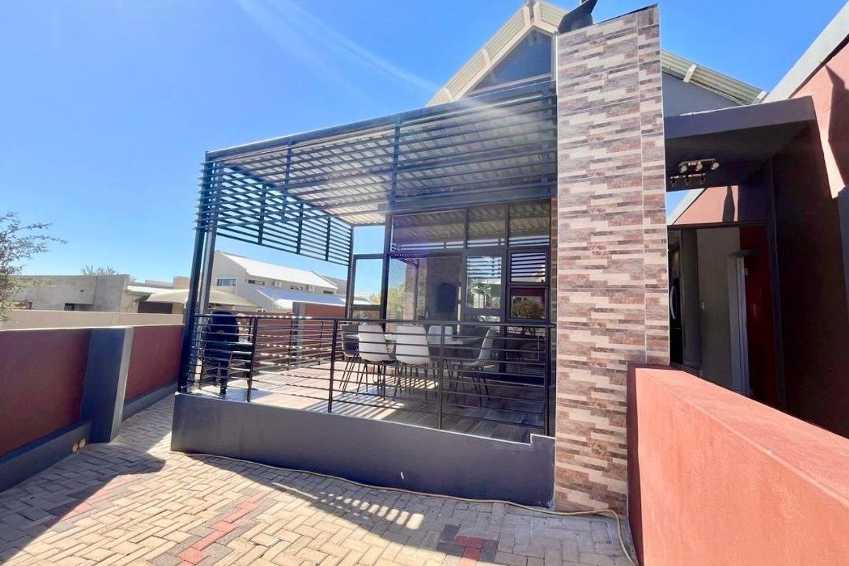 3 Bedroom House For Sale in Elisenheim - Photo 4