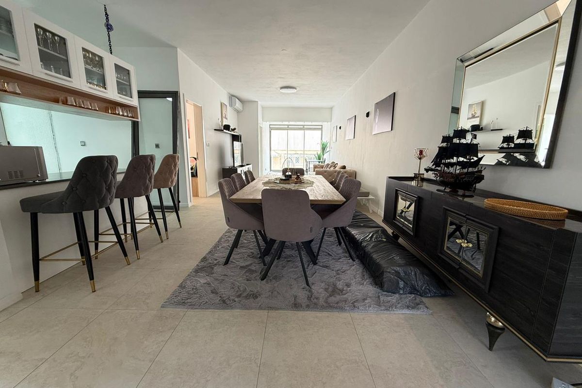 3 BEDROOM APARTMENT TO RENT - Photo 4