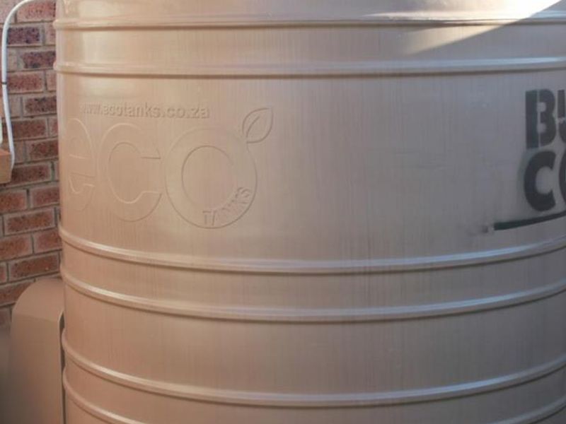 Exesptional rental investment property!! - Photo 2