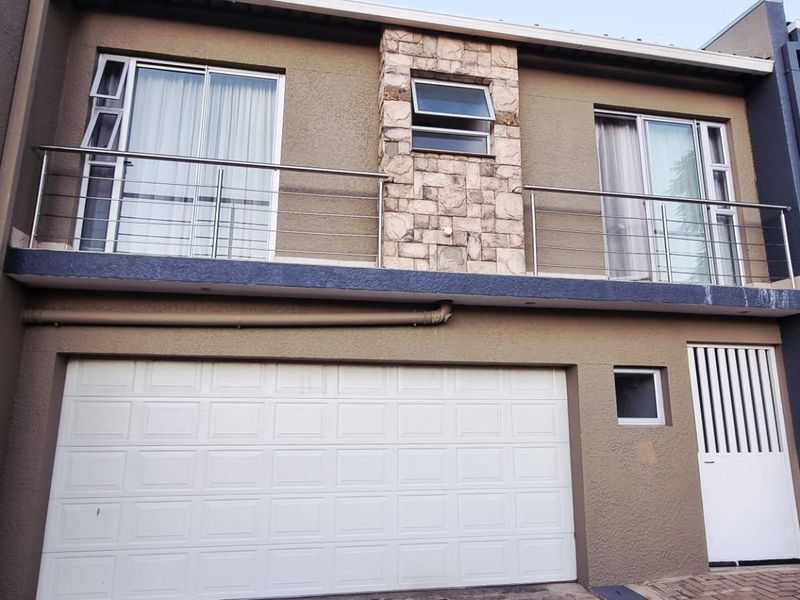 Klein Windhoek 3 bedroom Townhouse - Photo 6