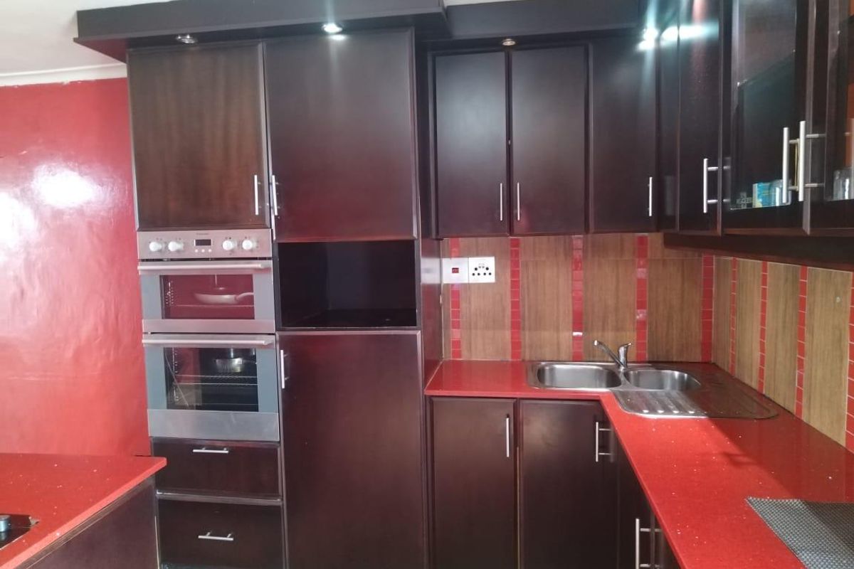 3 Bedroom House with 2 Floors and Extention Plan . - Photo 2
