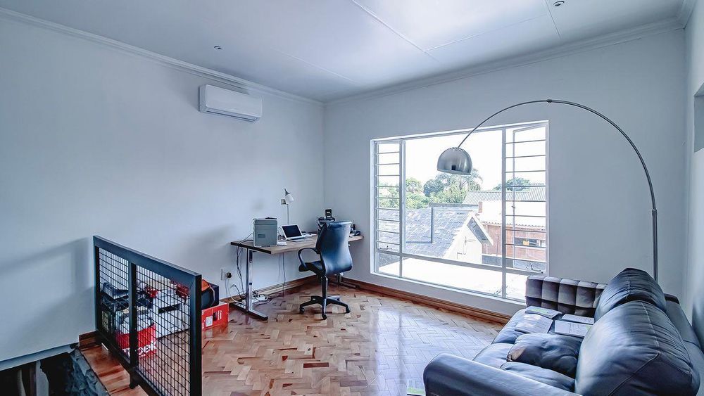 HOME OFFICE