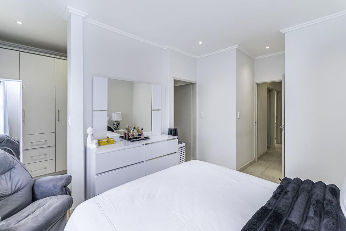 Ideal Family Home In PineHaven - Photo 5
