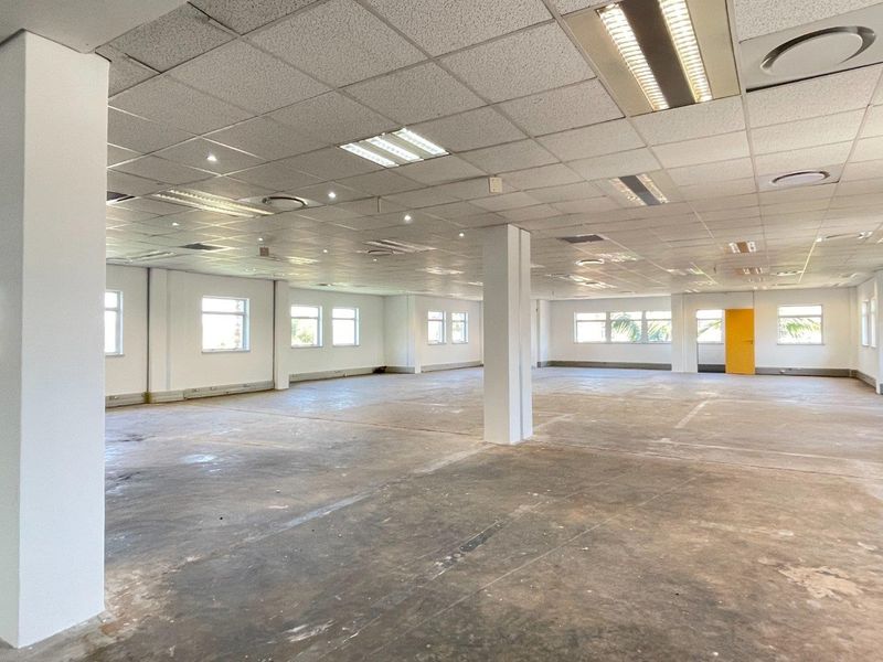 Retail in Mount Edgecombe - Photo 5