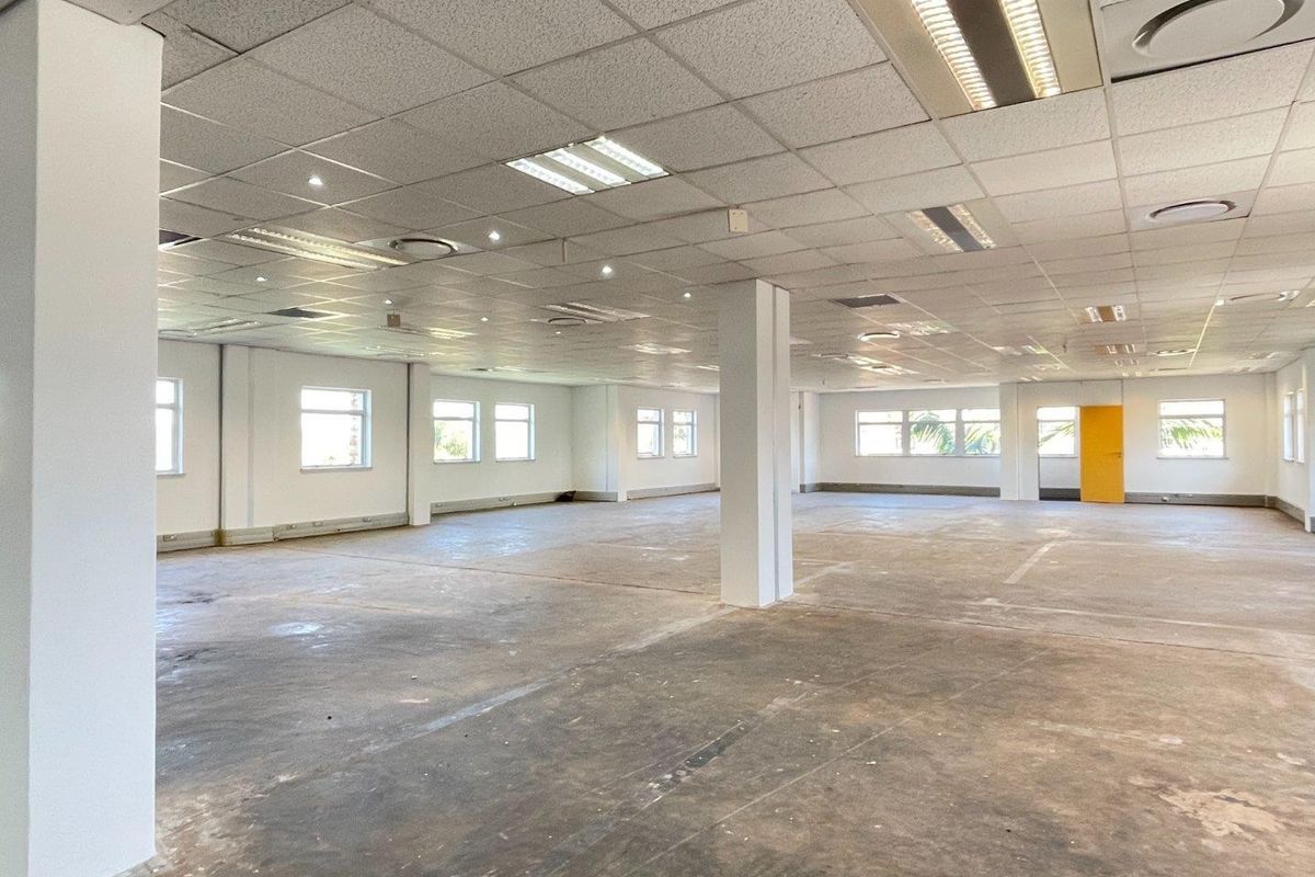 Retail in Mount Edgecombe - Photo 5