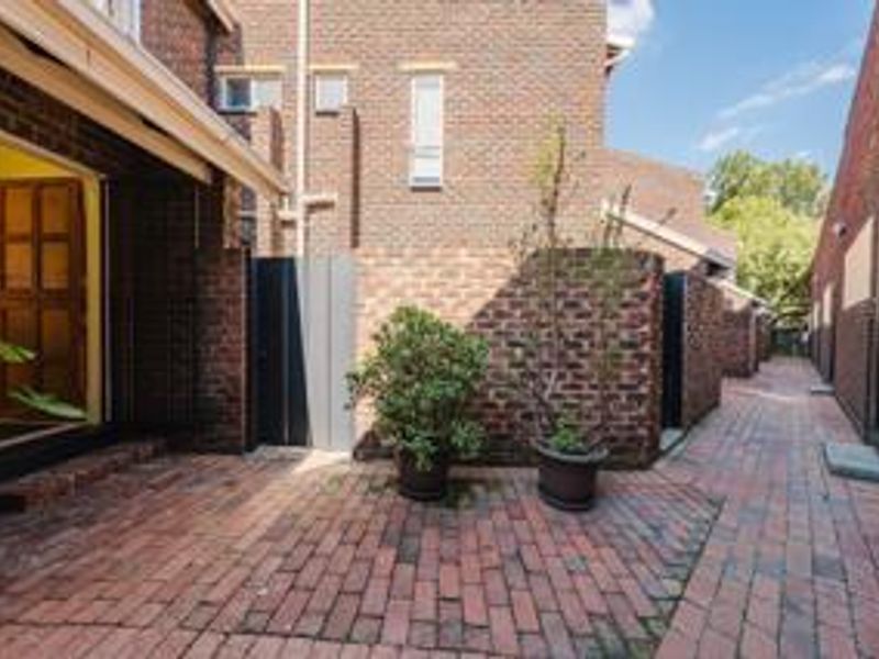 3 Bedroom Duplex Townhouse in Brackenhurst - Photo 2