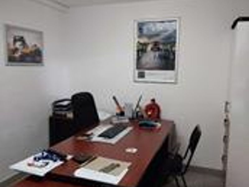 Spacious Warehouse in Prosperita - Photo 3