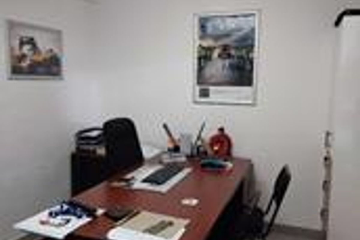 Spacious Warehouse in Prosperita - Photo 3