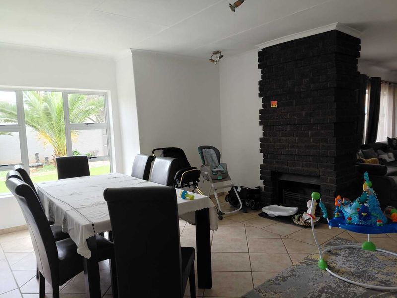 Discover Luxury Living in a Secure Family Enclave - Photo 6