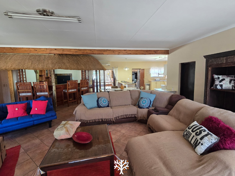 Home For Sale | Henties Bay | N$2 500 000 - Photo 2