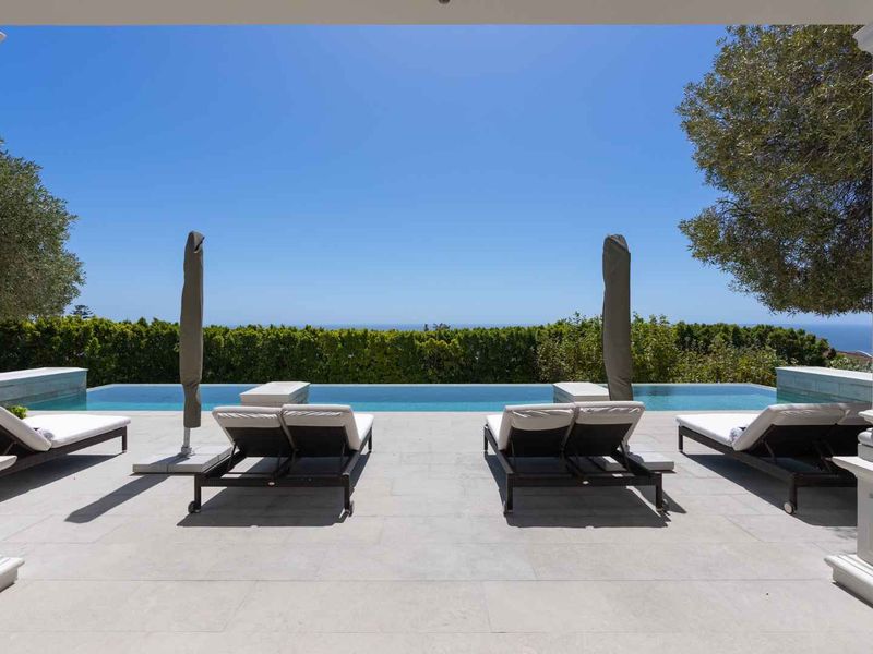 Elegant Masterpiece Set on Slopes of Lion's Head - Photo 4