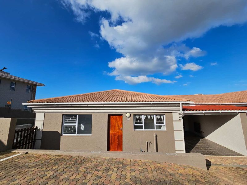 SEA VIEW APARTMENT - 2km from Hartenbos Beach! - Photo 2