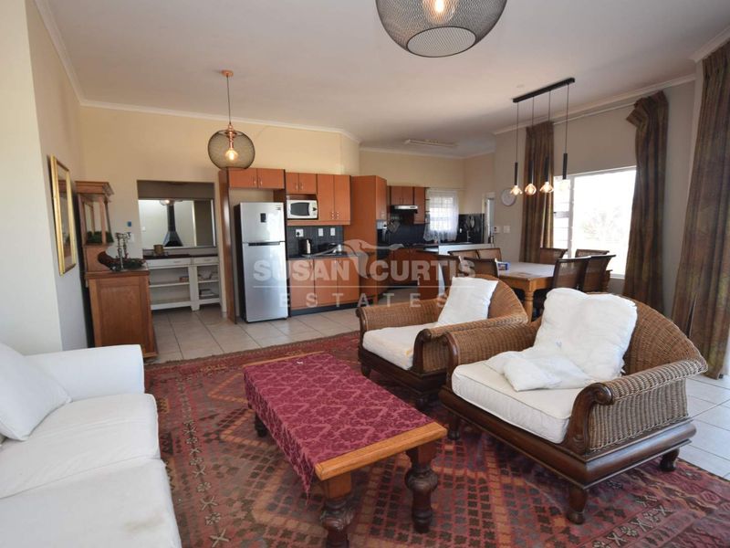 STUNNING 3 BEDROOM TOWNHOUSE IN VOGELSTRAND IS FOR SALE - Photo 4