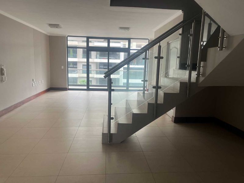 Tranquil  family 3 bedroom apartment close to Umhlanga Oceans Mall - Photo 3