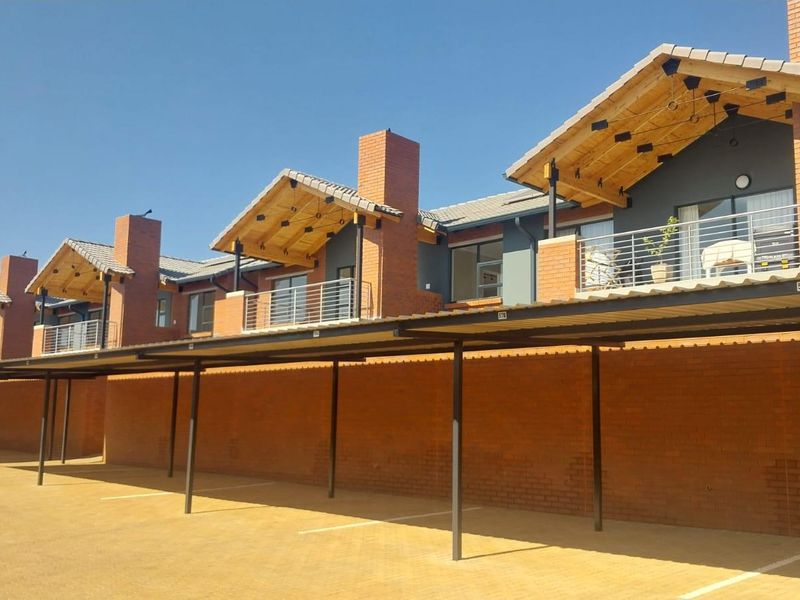 UPPER FLOOR 2 BEDROOM UNIT WITH BALCONY NOW AVAILABLE TO RENT IN OLYMPUS - Photo 1
