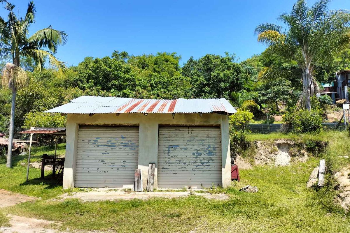 Small holding on the Clarmont road - Photo 2