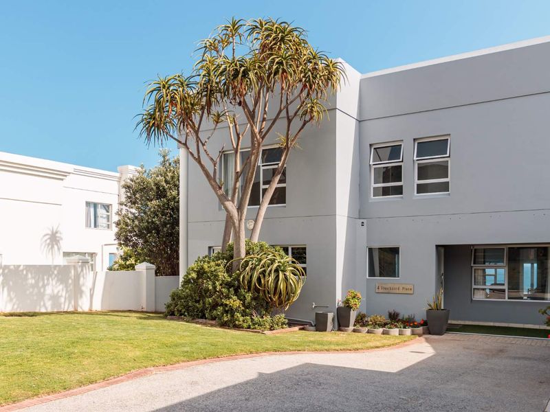 Beachview, Port Elizabeth — Uninterrupted Sea Views | Spacious Off-Grid 4-Bedroom Coastal Home - Photo 5