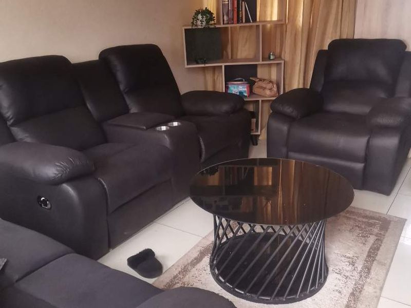 3 Bedroom House For Sale in Vanderbijlpark CE 7 - Photo 4