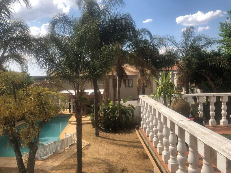 Rooms to Rent in Waterkloof Ridge - Photo 9