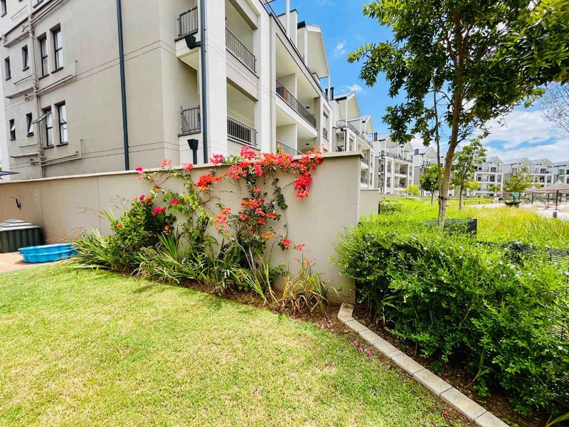 Luxurious 3 bedroom, lagoon facing apartment for sale at Munyaka Estate, Waterfall - Photo 8