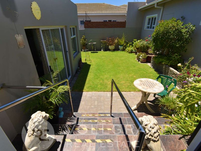 Value for Money Neat Family Home in Vogelstrand - Photo 4