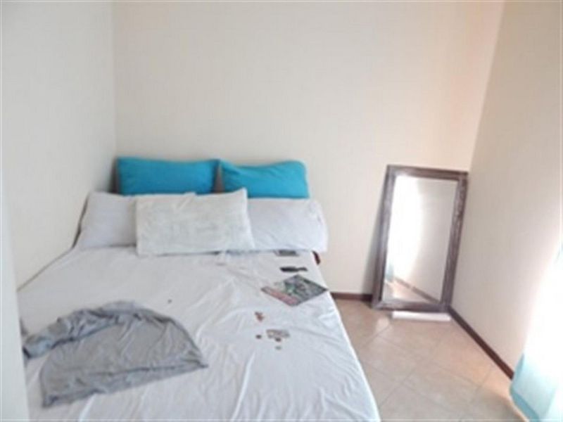Lovely 2 bedroom top unit in Equestria Estate - Photo 8