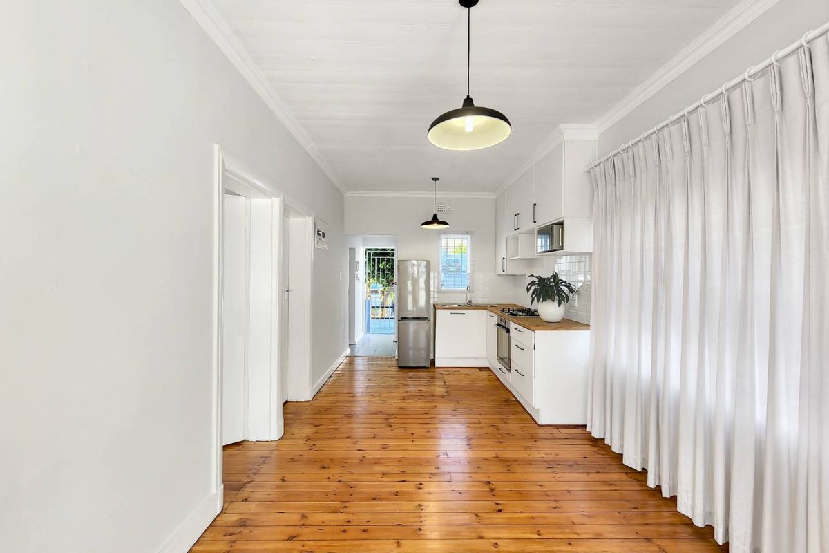 Neat and secure two bedroom apartment in Centreville - Photo 5