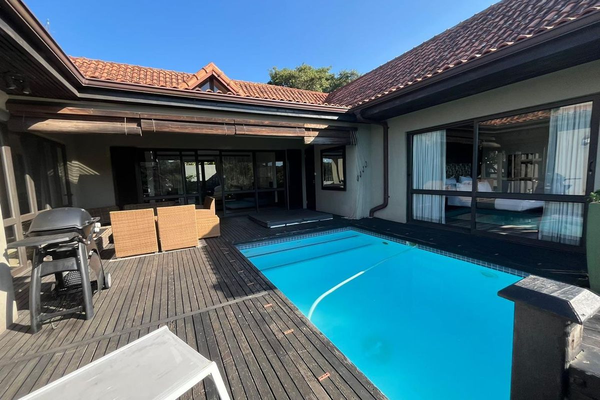 Unparalleled opportunity to experience luxury coastal estate living within one of South Africa’s most sought after Estates - Photo 2