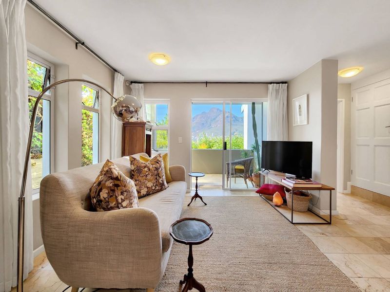 Charming Tamboerskloof Residence with Views - Photo 2