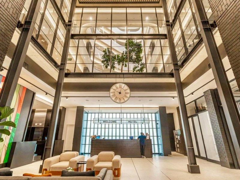 Spacious one bedroom at Station House - Photo 6