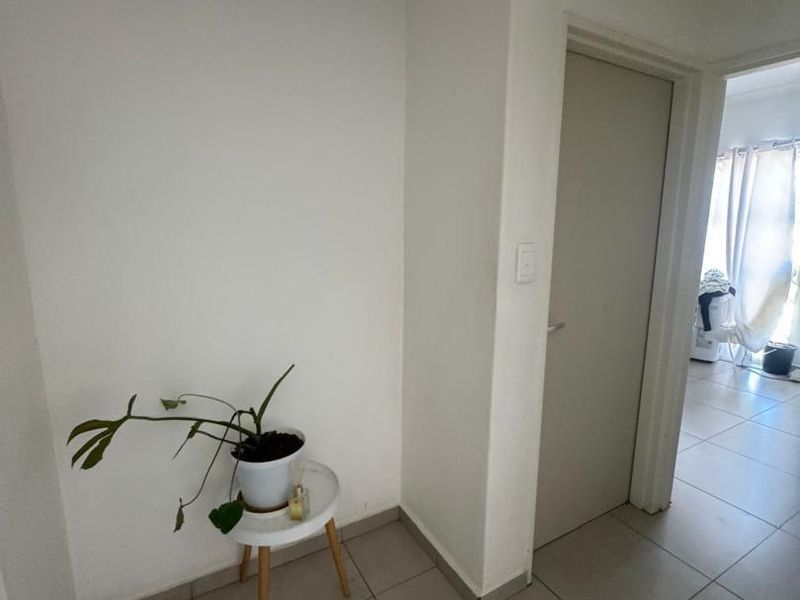 2 Bedroom Townhouse For Sale in Rocky Crest - Photo 7