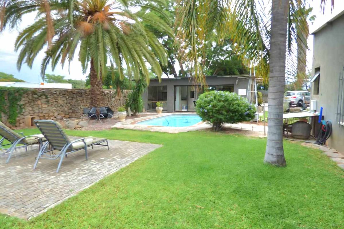 Turnkey Guest House: 80% Occupancy in Prime Otjiwarongo! - Photo 3