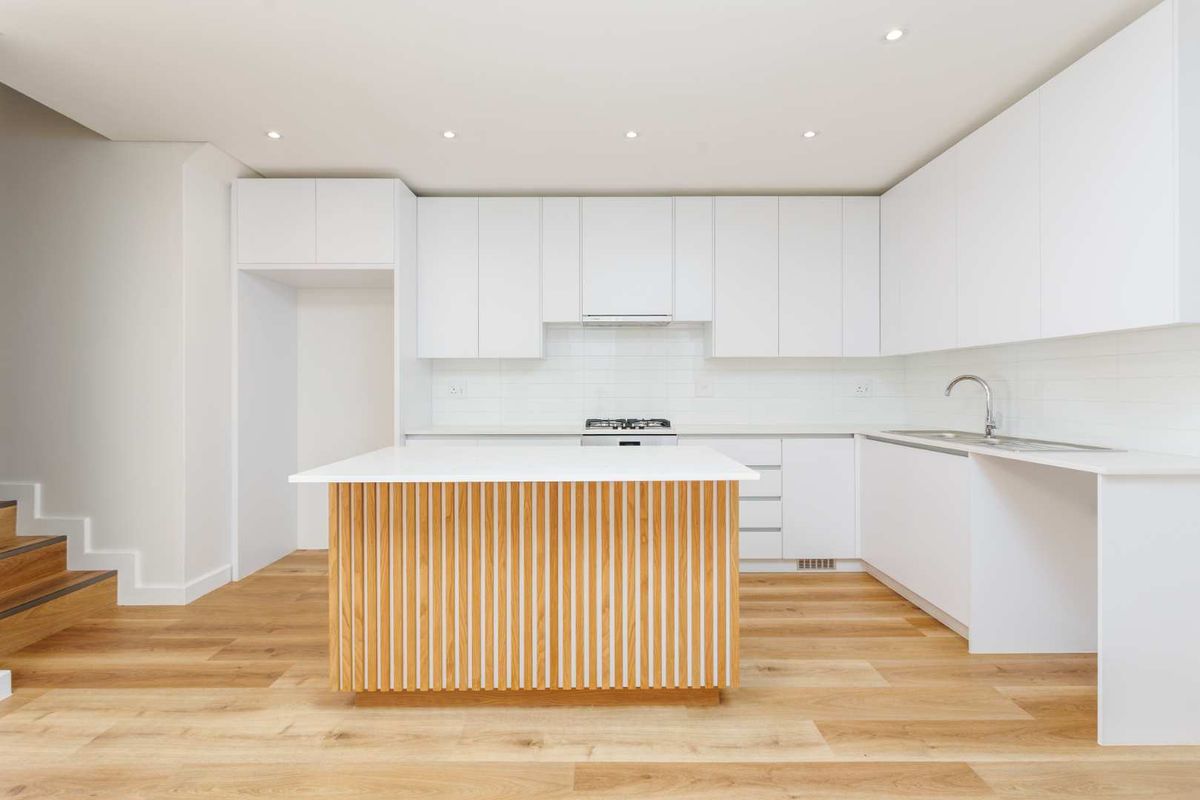 Sophisticated Winelands Living in a Modern Double-Storey Home in Volière Estate Stellenbosch - Photo 5