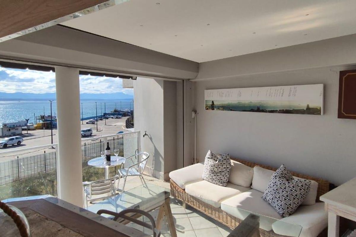 Luxury 3 Bedroom Seaview Appartment - Photo 4