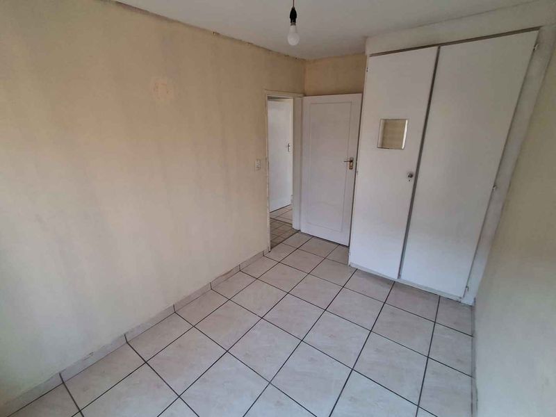 2 Bedroom Townhouse - Photo 6