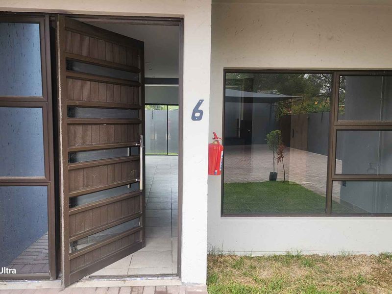 Great investment straight form the developer, no additional costs, no transfer costs. - Photo 3