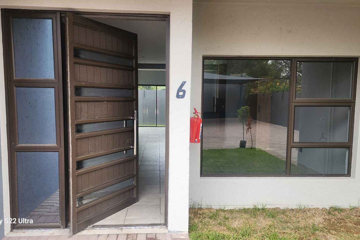 Great investment straight form the developer, no additional costs, no transfer costs. - Photo 3