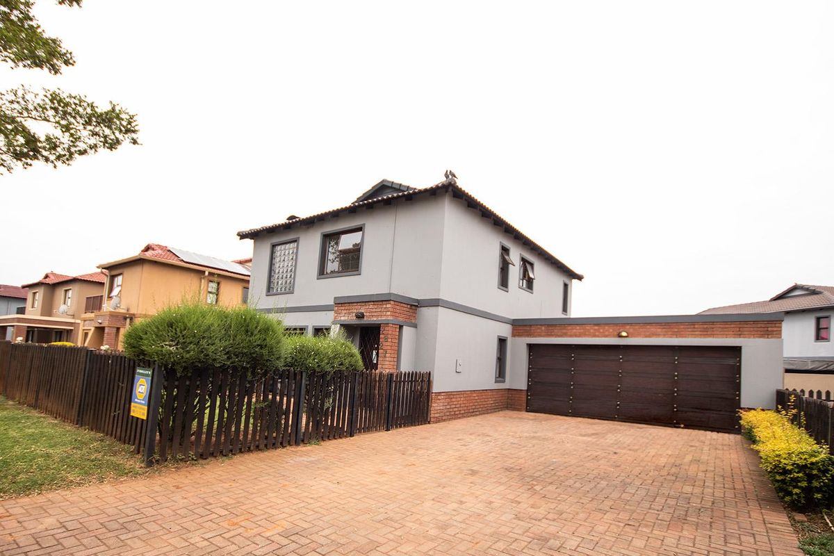 3 Bedroom Meyersig Modern Family home! - Photo 2