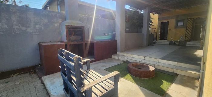 Property #2495768, House For Sale in Okahandja Central
